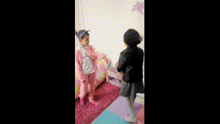 Aicha & Meriem - CE4 - T  - Theatre