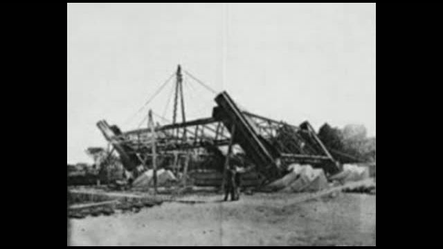 Alae et Hiba - 2AC - La tour Eiffel - R