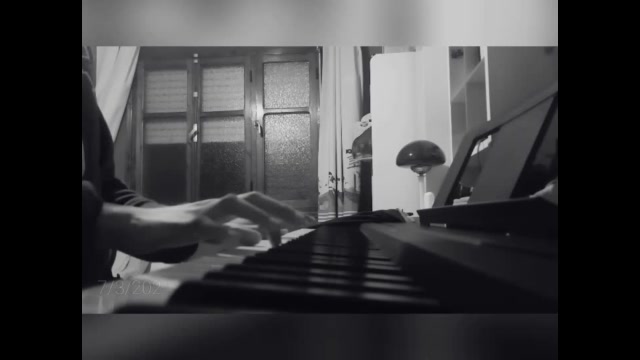 Riad - 2AC - Valse au piano - R