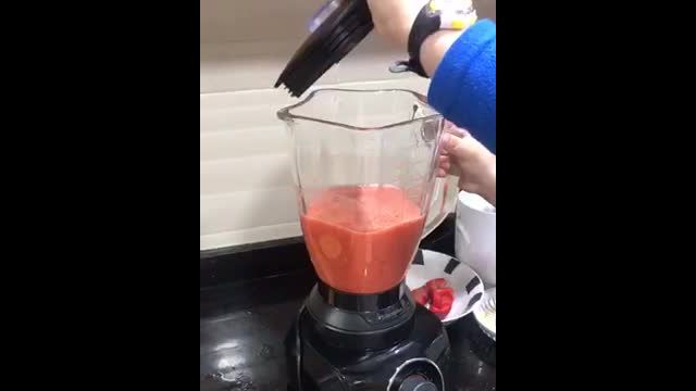 Akram -  CE1 - Jus de fruits - R 5