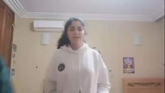 Inass & Dina - TC - How to tell a joke - R