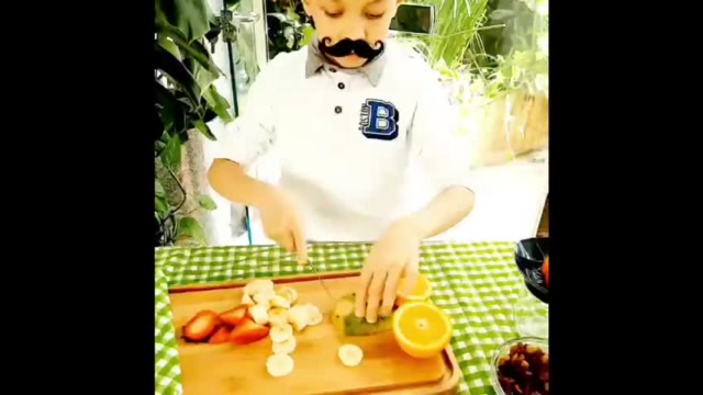 Othman - CE1 - Salade de fruits - R